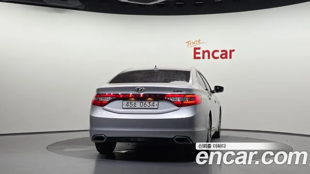 Hyundai Grandeur 2016 thumb 4