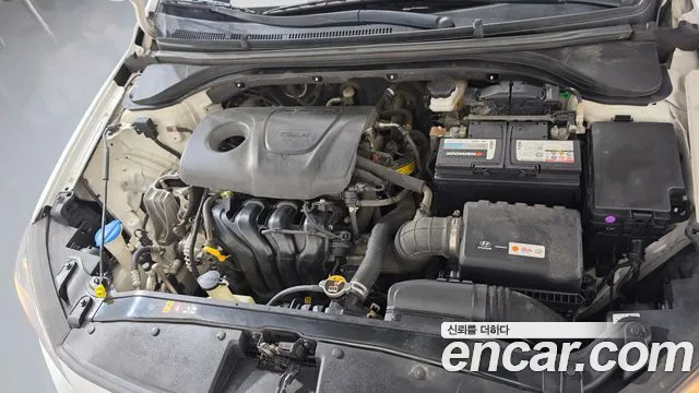 Hyundai Avante 2018 thumb 6
