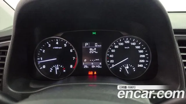 Hyundai Avante 2018 thumb 8