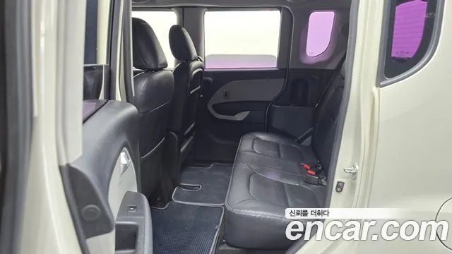 Kia Ray 2015 thumb 11