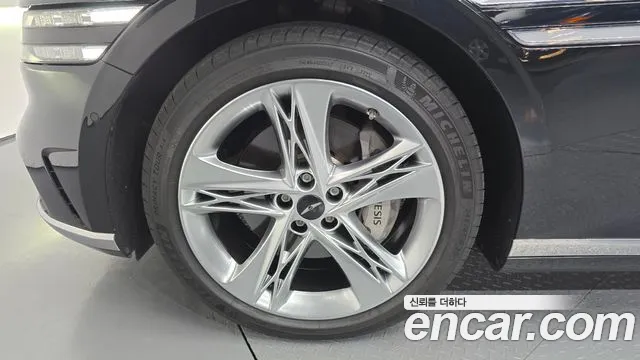 Genesis G90 2022 thumb 5