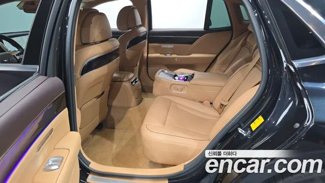 Genesis G90 2022 thumb 11