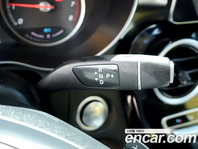 Mercedes-Benz GLC 2018 thumb 7