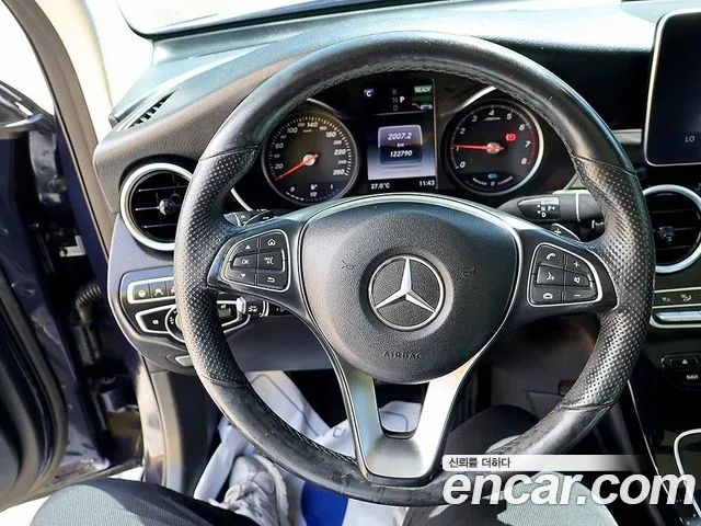 Mercedes-Benz GLC 2018 thumb 8