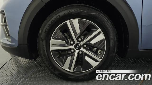 Kia Niro 2019 thumb 5