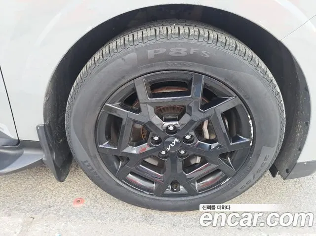 Kia Carnival 2024 thumb 5