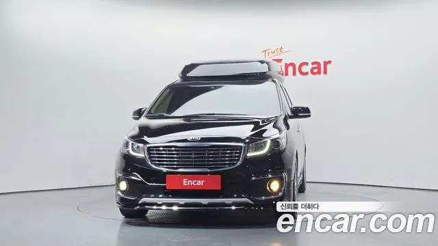Kia Carnival 2017 thumb 3