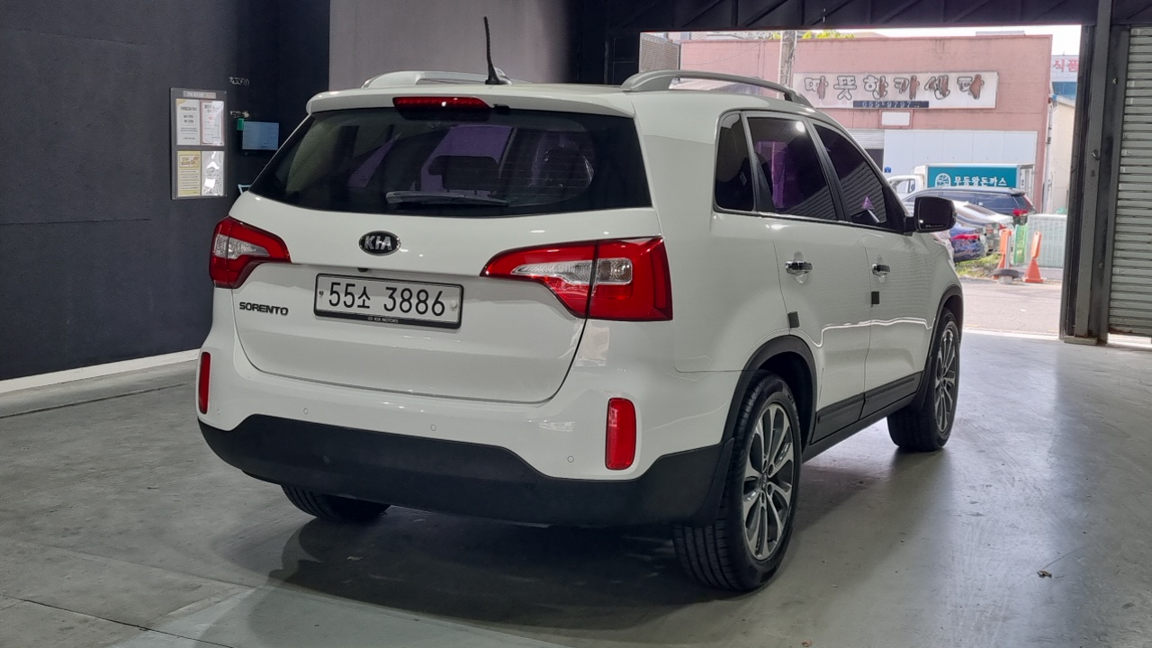 Kia Sorento 2012 thumb 2