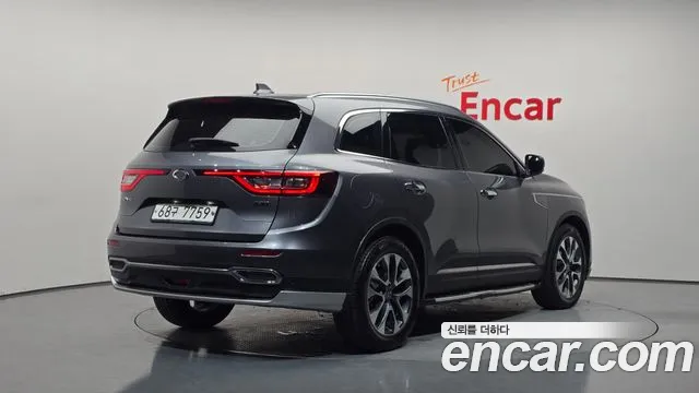 Renault-KoreaSamsung Koleos 2017 thumb 2