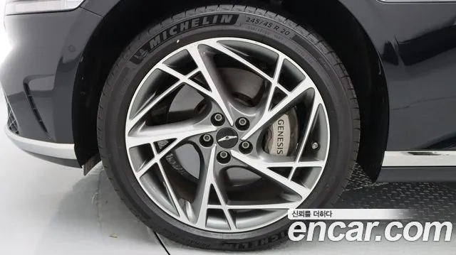 Genesis G90 2022 thumb 5