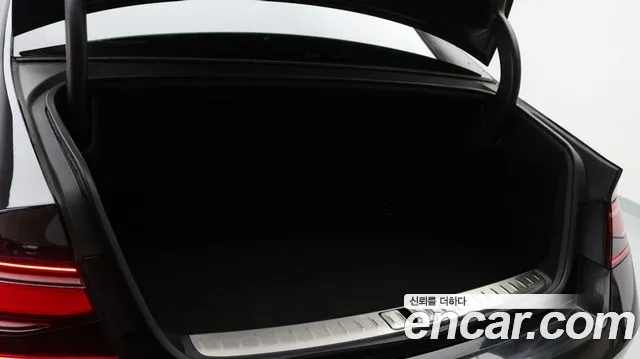 Genesis G90 2022 thumb 10