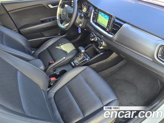 Kia Stonic 2018 thumb 10