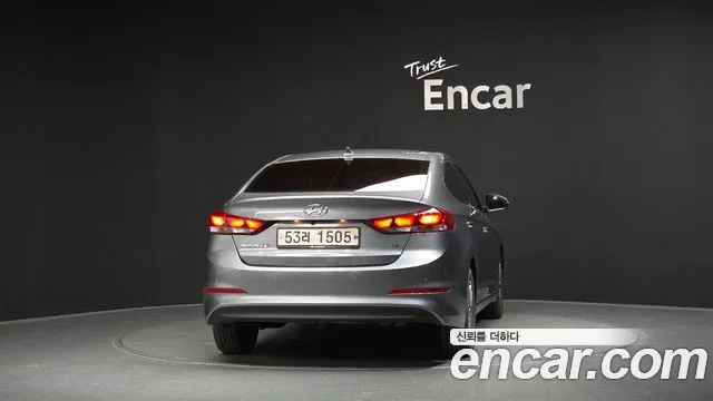 Hyundai Avante 2017 thumb 3