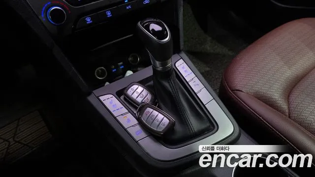 Hyundai Avante 2017 thumb 8