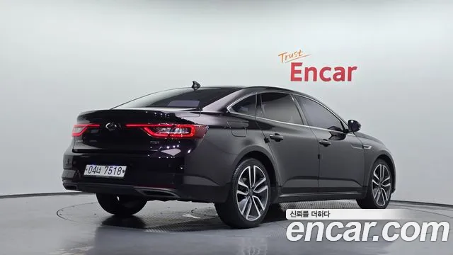 Renault-KoreaSamsung Megane 2017 thumb 2