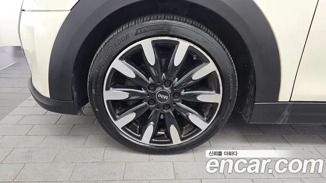MINI Cooper Convertible 2021 thumb 5