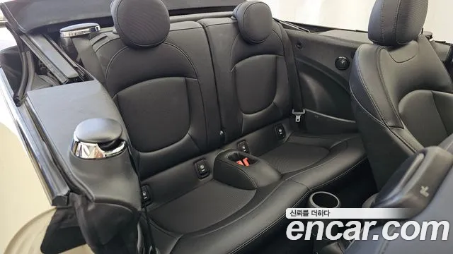 MINI Cooper Convertible 2021 thumb 12