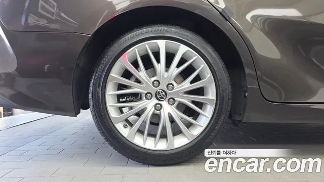 Toyota Camry 2018 thumb 4