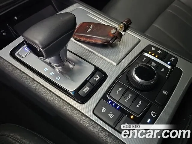 Genesis G80 2017 thumb 9