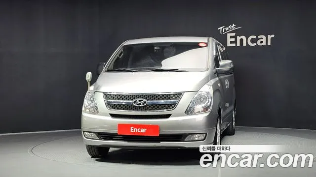 Hyundai Starex 2014 thumb 3