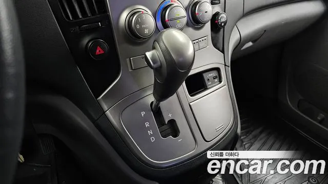 Hyundai Starex 2014 thumb 9