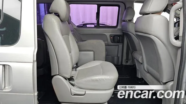 Hyundai Starex 2014 thumb 12