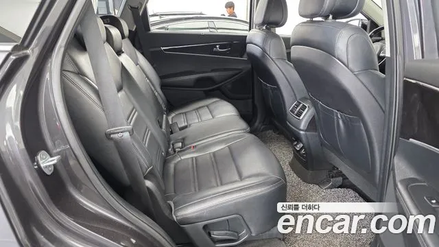 Kia Sorento 2015 thumb 10