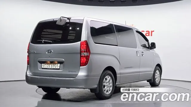 Hyundai Starex 2014 thumb 2