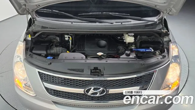 Hyundai Starex 2014 thumb 6