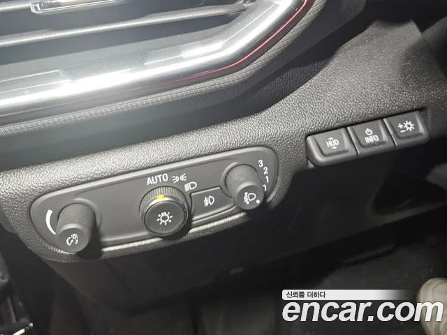 ChevroletGMDaewoo TrailBlazer 2021 thumb 5