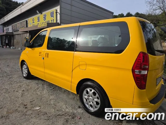 Hyundai Starex 2014 thumb 5