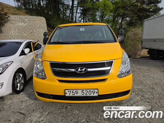 Hyundai Starex 2014 thumb 11