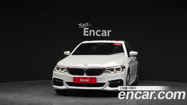 BMW 5-Series 2017 thumb 2