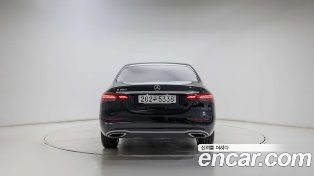 Mercedes-Benz E-Класс 2021 thumb 4