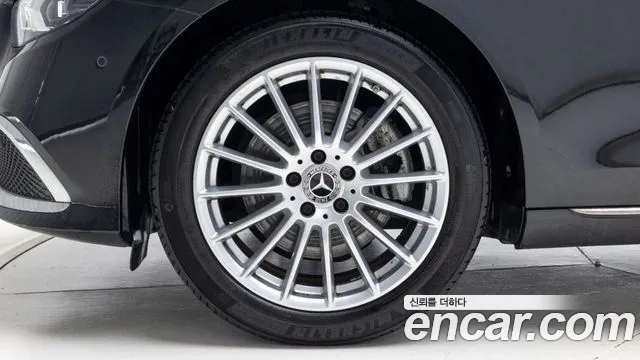 Mercedes-Benz E-Класс 2021 thumb 5