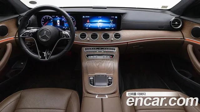 Mercedes-Benz E-Класс 2021 thumb 7