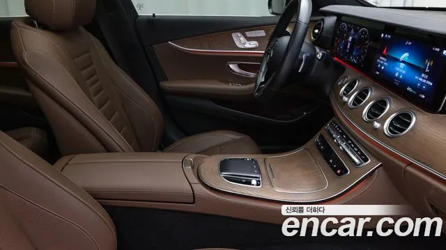 Mercedes-Benz E-Класс 2021 thumb 9