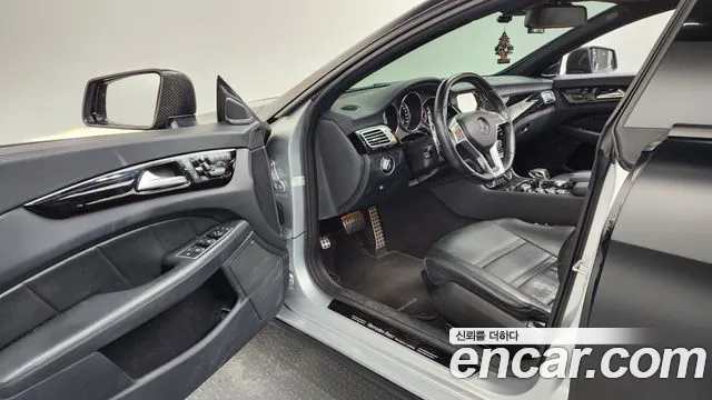 Mercedes-Benz CLS-Class 2012 thumb 10