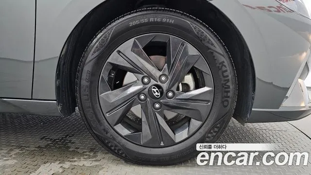 Hyundai Avante 2020 thumb 4