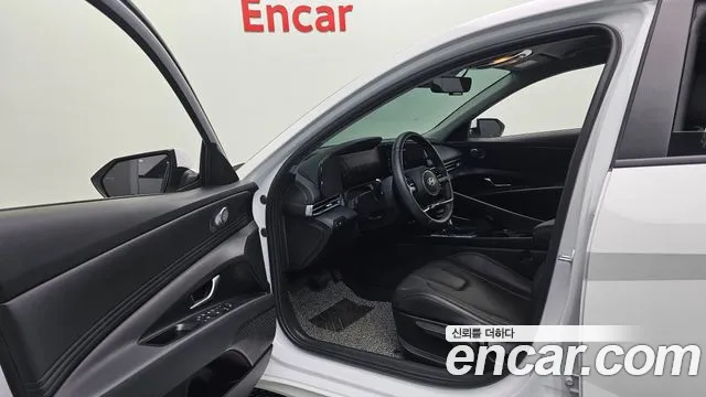 Hyundai Avante 2025 thumb 10