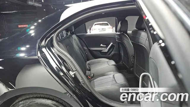 Mercedes-Benz A-Класс 2021 thumb 11