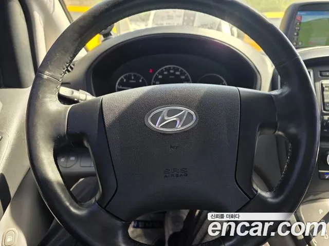 Hyundai Starex 2015 thumb 6