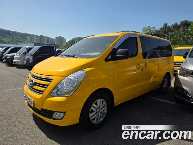 Hyundai Starex 2015 thumb 11