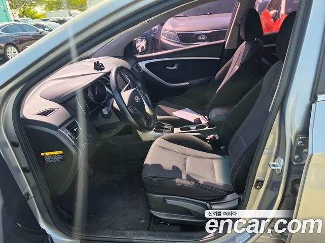 Hyundai i30 2015 thumb 2