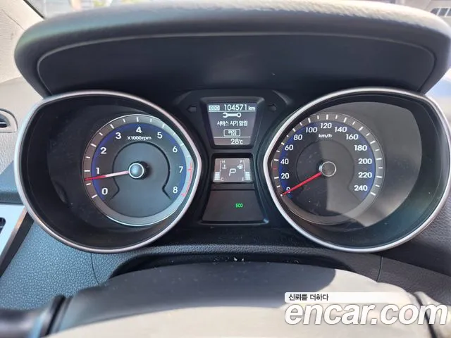Hyundai i30 2015 thumb 4