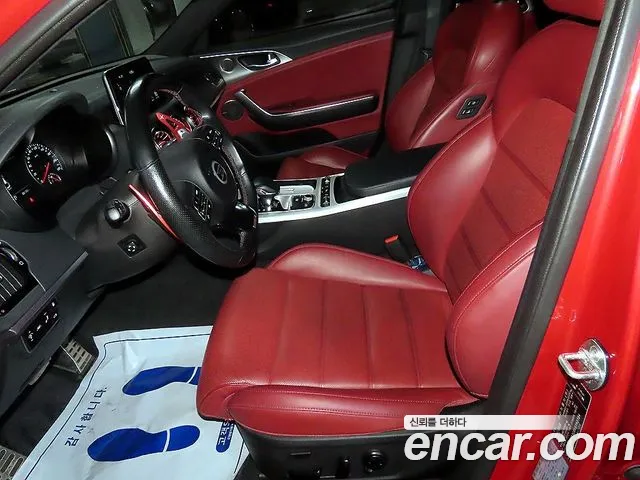 Kia Stinger 2018 thumb 6
