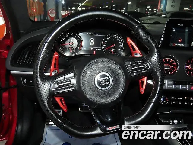Kia Stinger 2018 thumb 8