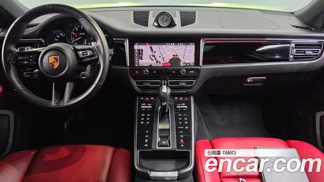 Porsche Macan 2022 thumb 7