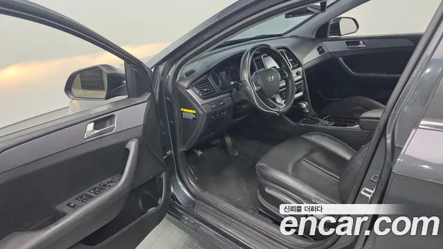 Hyundai Sonata 2017 thumb 10