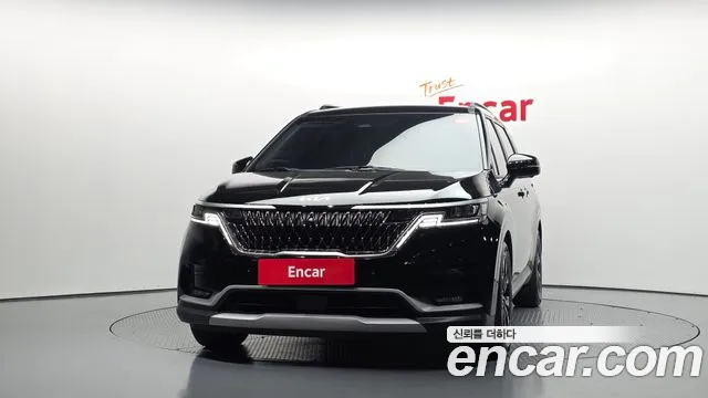 Kia Carnival 2023 thumb 3